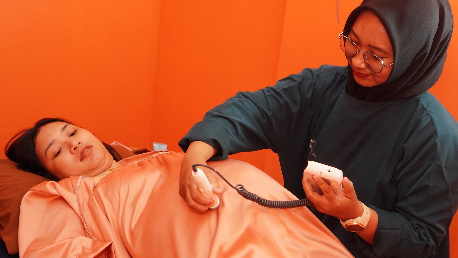 Gelombang Cinta Massage